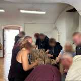 ...persone in riabilitazione psichiatrica e altre che stanno attraversando momenti di difficolt� personale o malattia
